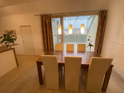+++ TRAUMWOHNUNG +++ TOP LAGE +++ 3 Zi im DG +++ RIESIGE TERRASSE +++ 3min zu S-BAHN TRAISENGASSE +++