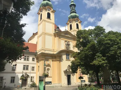 Nähe U2 / U4 Servitenviertel I Altbau Nähe Schottenring I Ruhelage I U-Bahn – Bild 2