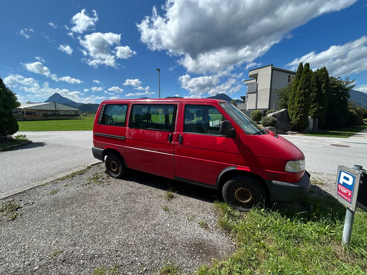 VW Caravelle