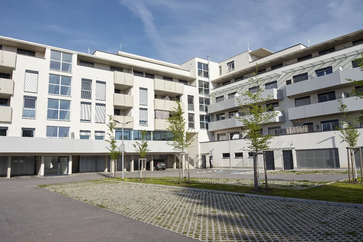 Büro-/ Praxisfläche mit großzügiger Loggia - EUR 100, - geschenkt bis 31.12.2026 - Ansicht 3