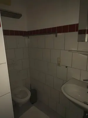 1-Zimmer-Wohnung mieten in Steyr-Land – 18 m², € 300 – Bild 2 von 4