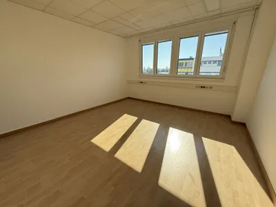 7-Zimmer-Gewerbeimmobilie mieten in Baden – € 3.264 – Bild 9 von 10