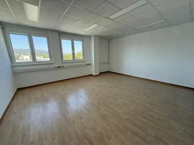 7-Zimmer-Gewerbeimmobilie mieten in Baden – € 3.264 – Bild 5 von 10