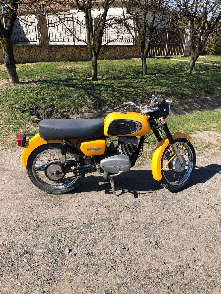 Jawa Sonstige