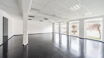 9-Zimmer-Gewerbeimmobilie mieten in Steyr – 280 m², € 3.397 – Bild 11 von 13