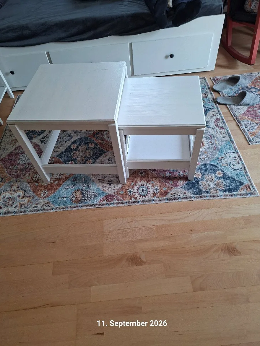 Ikea Couchtisch weiß, Vollholz, € 55,- (4020 Linz)