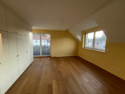 2-Zimmer-Wohnung mieten in Krems an der Donau – 140 m², € 3.100 – Bild 2 von 7