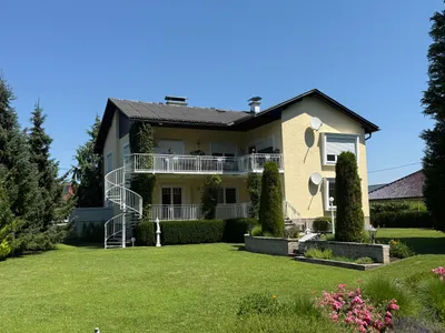 8-Zimmer-Immobilie kaufen in Klagenfurt Land – 240 m², € 797.000 – Bild 1 von 2