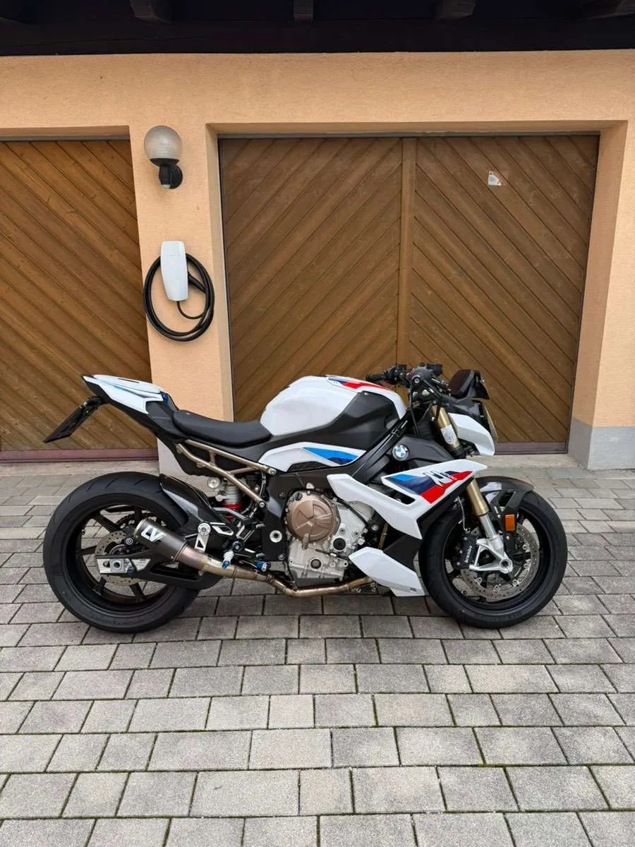 BMW S 1000