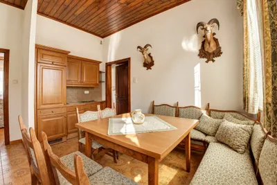 6-Zimmer-Haus kaufen in Hollabrunn – 196 m², € 395.000 – Bild 10 von 26