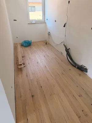 2-Zimmer-Wohnung mieten in Reutte – 45 m², € 1.080 – Bild 2 von 6