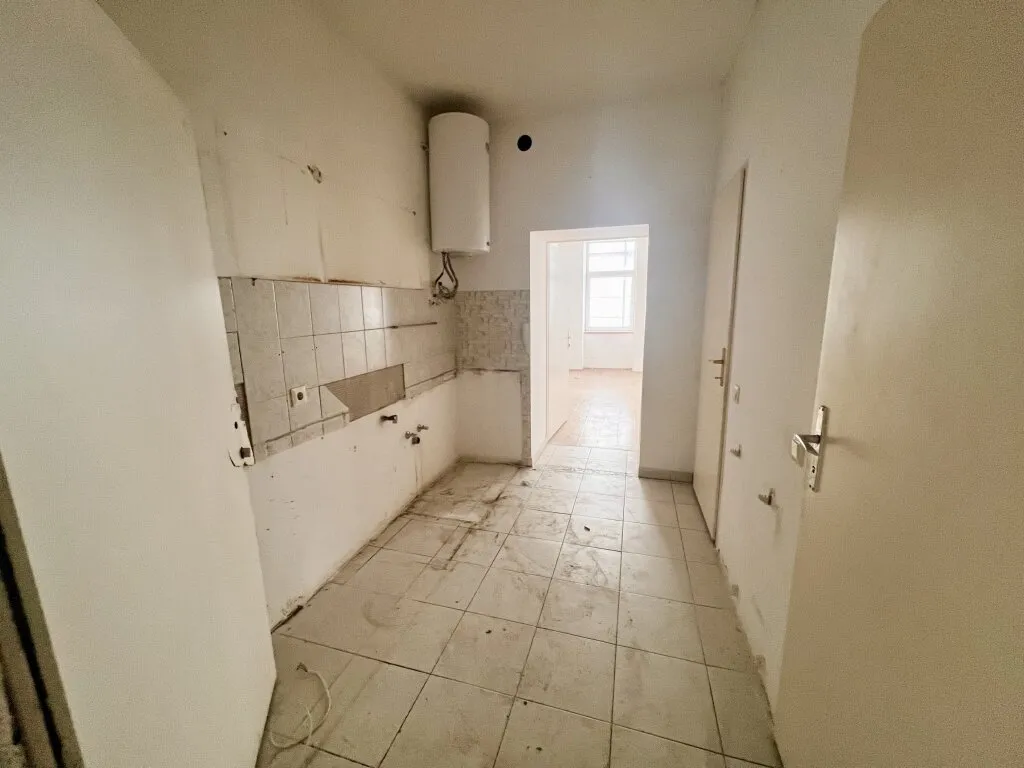 Günstige 1,5 - Zimmer Wohnung im 3.ten Liftstock - Kurzzeitvermietung möglich! - Ansicht 2