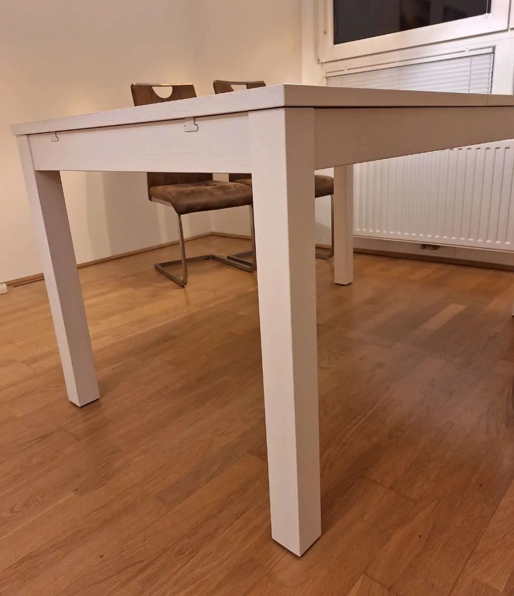 IKEA Esstisch weiß - ausziehbar (140/180/220 x 84 cm), € 50,- (1030 Wien)