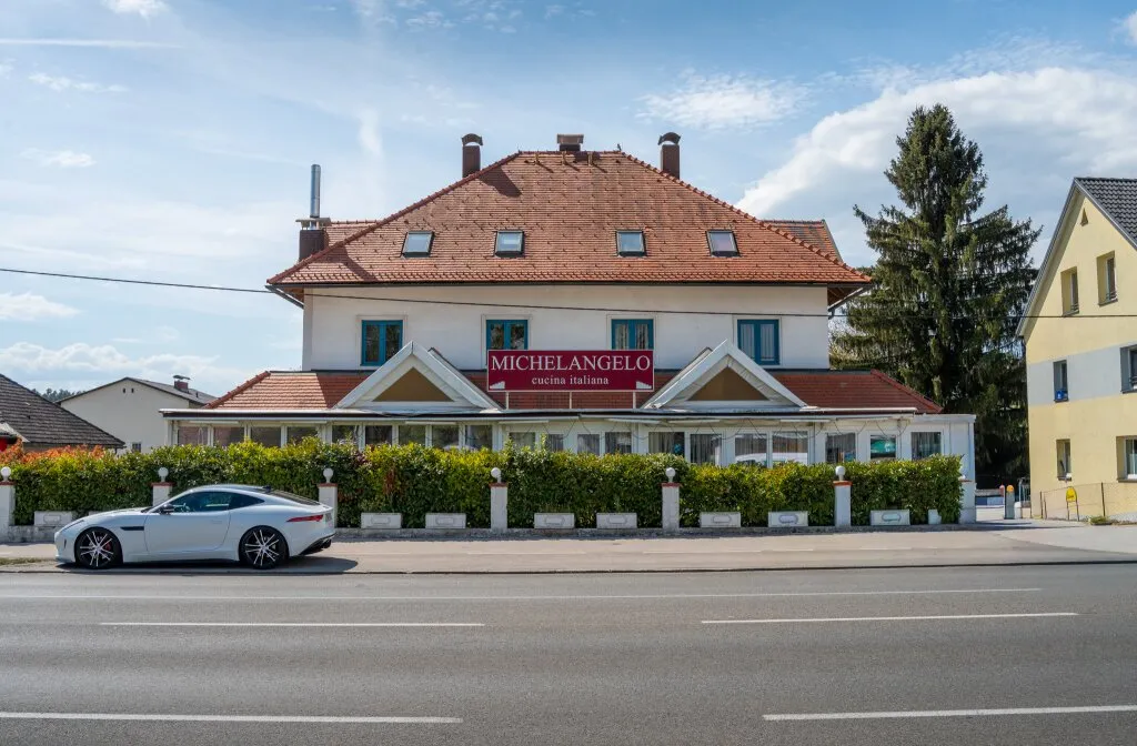Haus, 423 m²