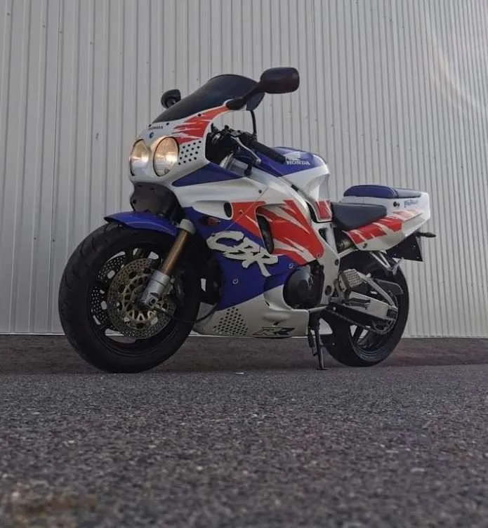 Honda CBR