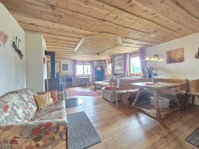 6-Zimmer-Immobilie kaufen in Feldkirchen – 205 m² – Bild 3 von 11