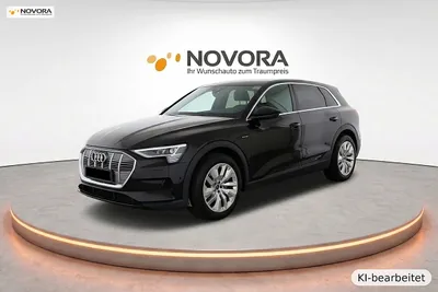 Audi e-tron quattro / S-Line / Luftfederung / Keyles...