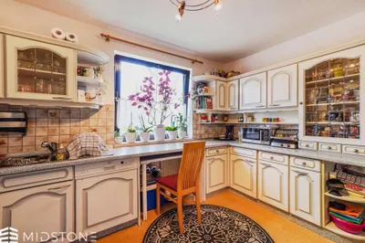 6-Zimmer-Wohnung kaufen in Bruck-Mürzzuschlag – 232,33 m², € 199.000 – Bild 2 von 24