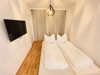 Stilvoll möblierte 2-Zimmer-Wohnung mit Balkon - bezugsbereit – Bild 3