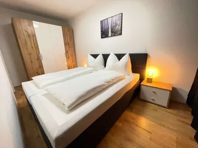Stilvoll möblierte 2-Zimmer-Wohnung mit Balkon - bezugsbereit