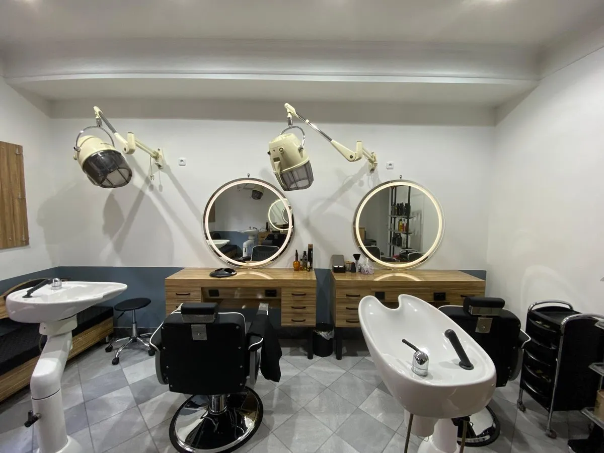 Friseur Salon aufgrund Erkrankung günstig abzugeben - Ansicht 2