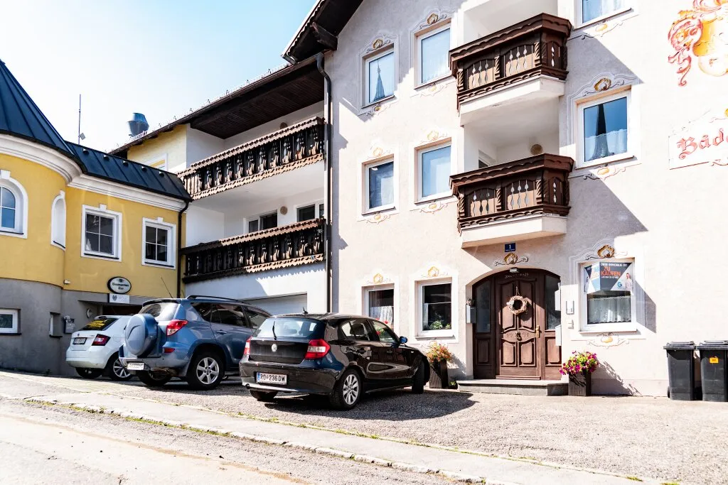 Bezirk Rohrbach: Attraktives Zinshaus mit 3 Wohnungen zu KAUFEN! - Ansicht 3