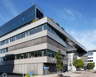 Gewerbeimmobilie mieten in Wien – 561 m², € 16