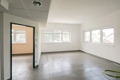 7-Zimmer-Gewerbeimmobilie mieten in Amstetten – 222 m², € 2.645 – Bild 8 von 16