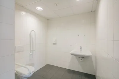 7-Zimmer-Gewerbeimmobilie mieten in Amstetten – 222 m², € 2.645 – Bild 15 von 16