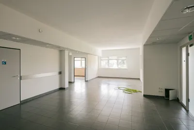 7-Zimmer-Gewerbeimmobilie mieten in Amstetten – 222 m², € 2.645 – Bild 4 von 16