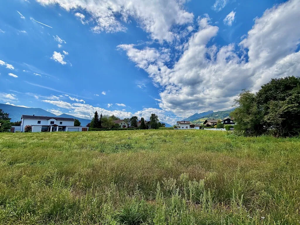 TOP CHANCE! ATTRAKTIVES BAUGRUNDSTÜCK IN BEGEHRTER SONNENLAGE VON SEEBODEN!
