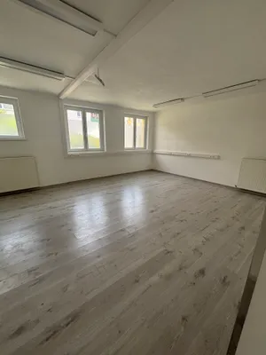 Gewerbeimmobilie mieten in Bruck an der Leitha – 132 m², € 1.732 – Bild 8 von 13
