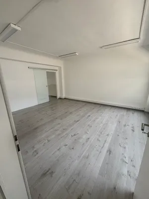 Gewerbeimmobilie mieten in Bruck an der Leitha – 132 m², € 1.732 – Bild 9 von 13