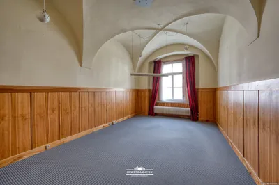 8-Zimmer-Gewerbeimmobilie mieten in Vöcklabruck – € 2.790 – Bild 7 von 14