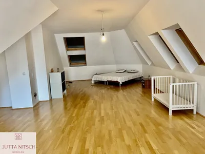 7-Zimmer-Gewerbeimmobilie kaufen in Baden – 219,82 m², € 629.000 – Bild 12 von 31