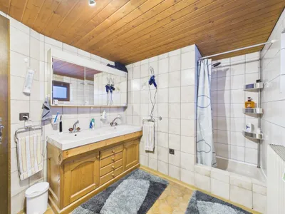 8-Zimmer-Haus kaufen in Feldkirch – 264 m², € 590.000 – Bild 18 von 45