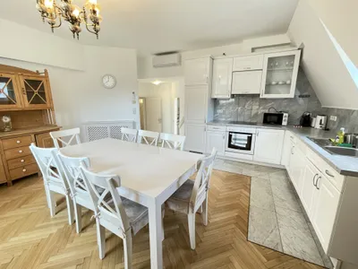 ++ MAISONETTE-WOHNUNG mit TERRASSE ++