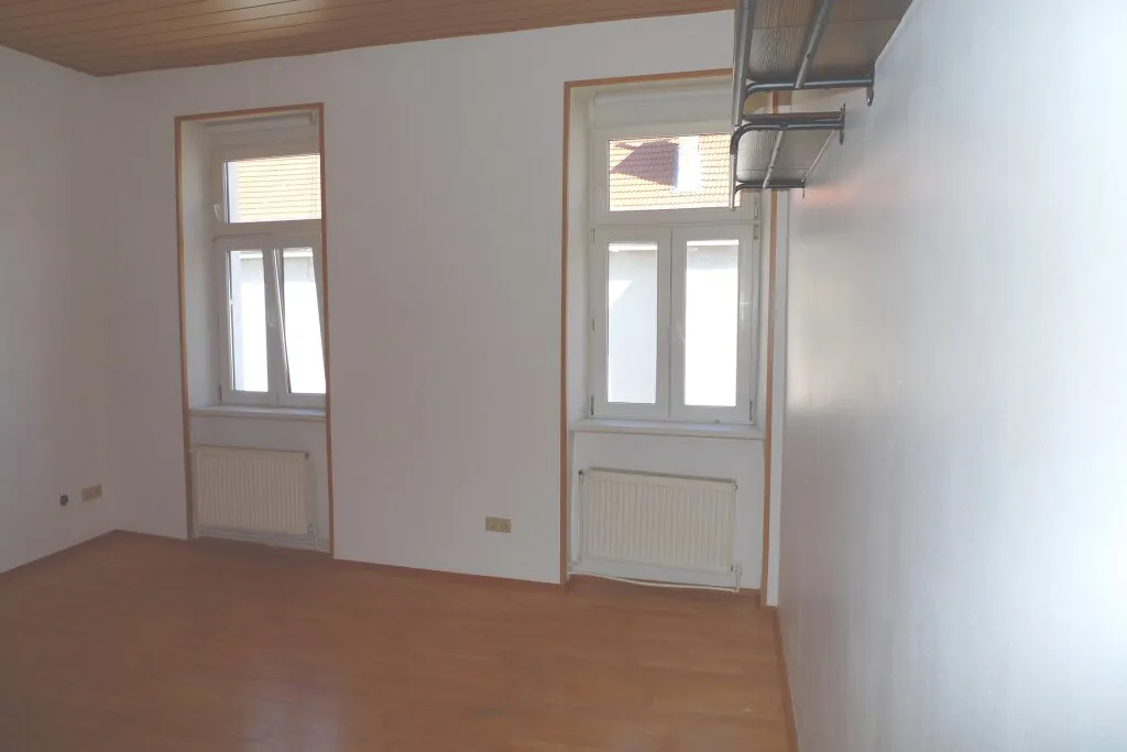 Kleine, feine 1-Zimmer-Altbauwohnung/Nähe Schuhmeierplatz, Wien