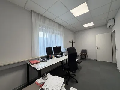 4-Zimmer-Gewerbeimmobilie mieten in Wien – 168 m², € 1.787 – Bild 7 von 39