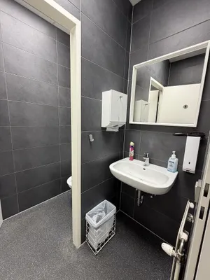 4-Zimmer-Gewerbeimmobilie mieten in Wien – 168 m², € 1.787 – Bild 35 von 39