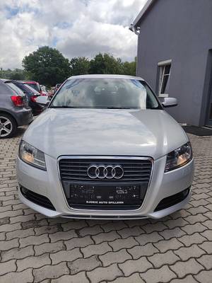 Audi A3 SB Attraction 1,6 TDI DPF S-tronic
