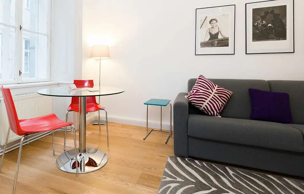 Deluxe Wohnung direkt am Graben ab 1 Monat zu mieten - Ansicht 3