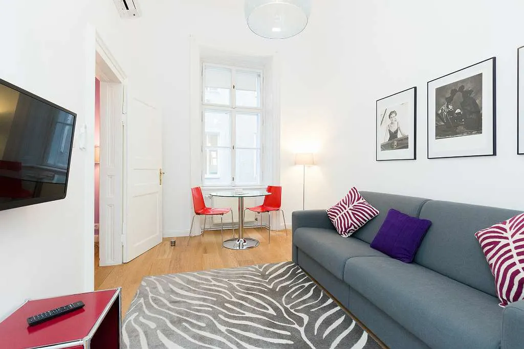Deluxe Wohnung direkt am Graben ab 1 Monat zu mieten - Ansicht 2