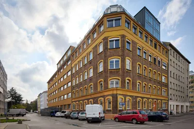Gewerbeimmobilie mieten in Wien – 220 m², € 3.572 – Bild 1 von 15