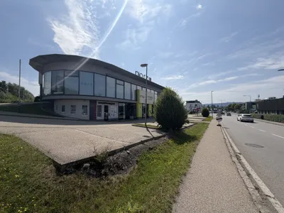 Gewerbeimmobilie kaufen in Vöcklabruck – 330 m², € 689.000 – Bild 2 von 19