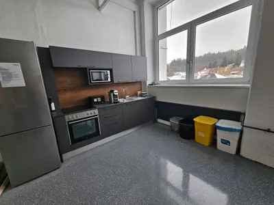 1-Zimmer-Gewerbeimmobilie mieten in Bruck-Mürzzuschlag – 43 m², € 486 – Bild 7 von 10