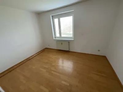 2-Zimmer-Wohnung mieten in Bruck-Mürzzuschlag – 80 m², € 449 – Bild 4 von 8
