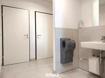 19-Zimmer-Gewerbeimmobilie mieten in Graz – 603 m², € 8.412 – Bild 19 von 23
