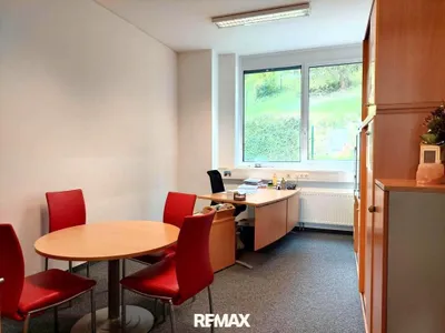 19-Zimmer-Gewerbeimmobilie mieten in Graz – 603 m², € 8.412 – Bild 12 von 23