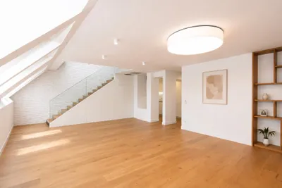 Exquisite und moderne DG Wohnung mit Terrasse beim Belvedere – Bild 2